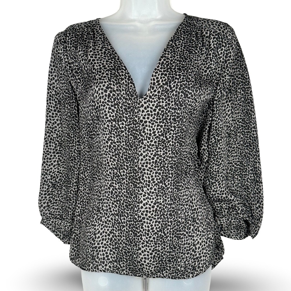 Joie Silk Animal Print Blouse Womens S Gray V Neck 3/4 Sleeve Quiet Luxury